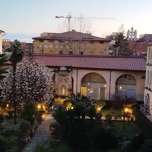 Alojamento de Acomodação e Pequeno-almoço Casa Per Ferie Religiosa Figlie Di Nazareth, Pisa
